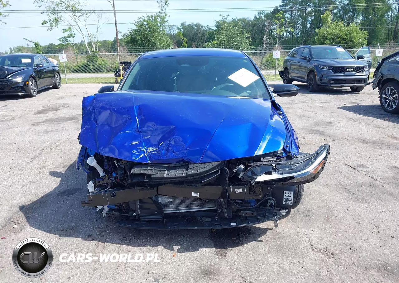 2025 Hyundai Elantra Sel Sport VIN:KMHLM4DG7SU031544 - 12