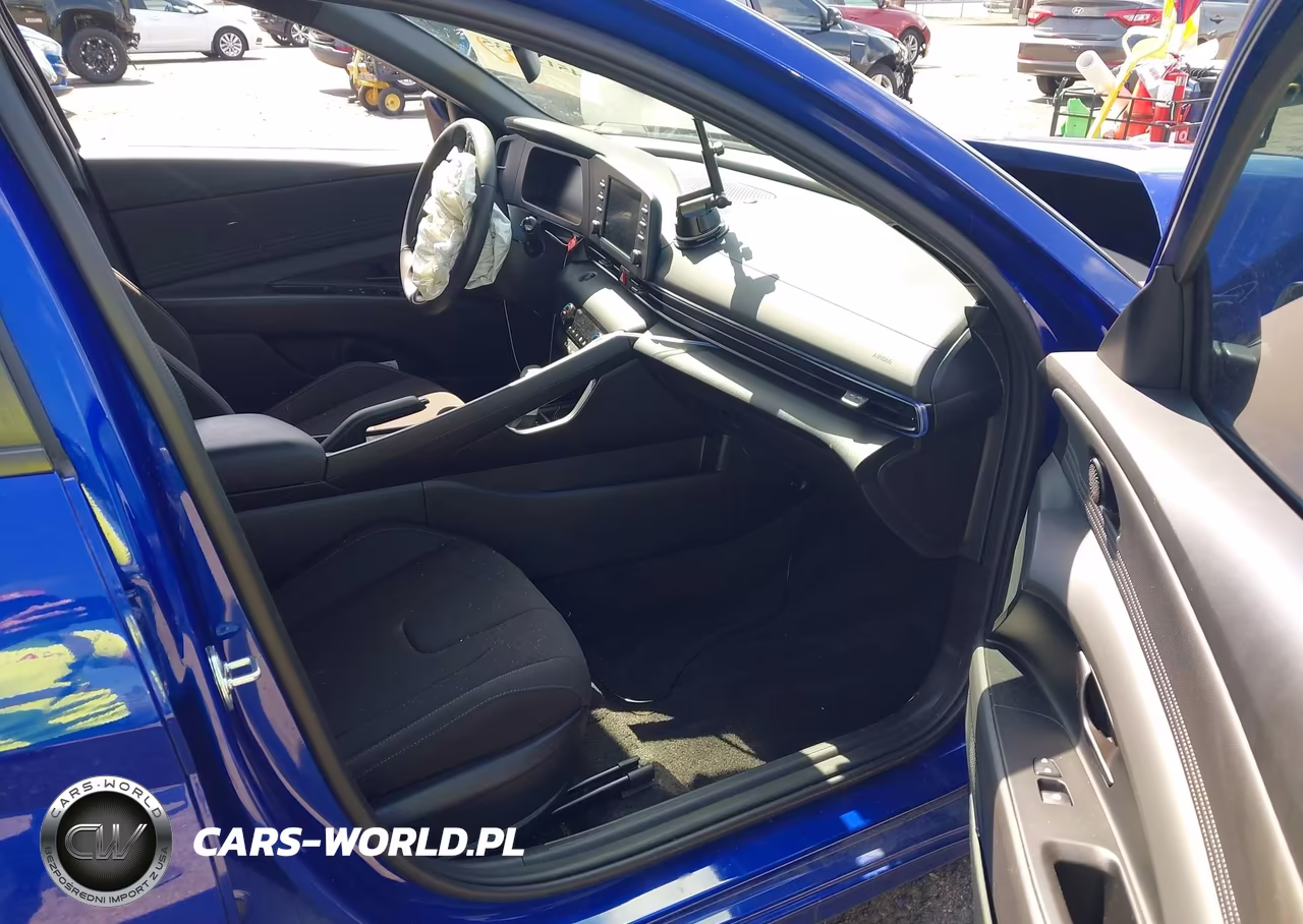 2025 Hyundai Elantra Sel Sport VIN:KMHLM4DG7SU031544 - 5