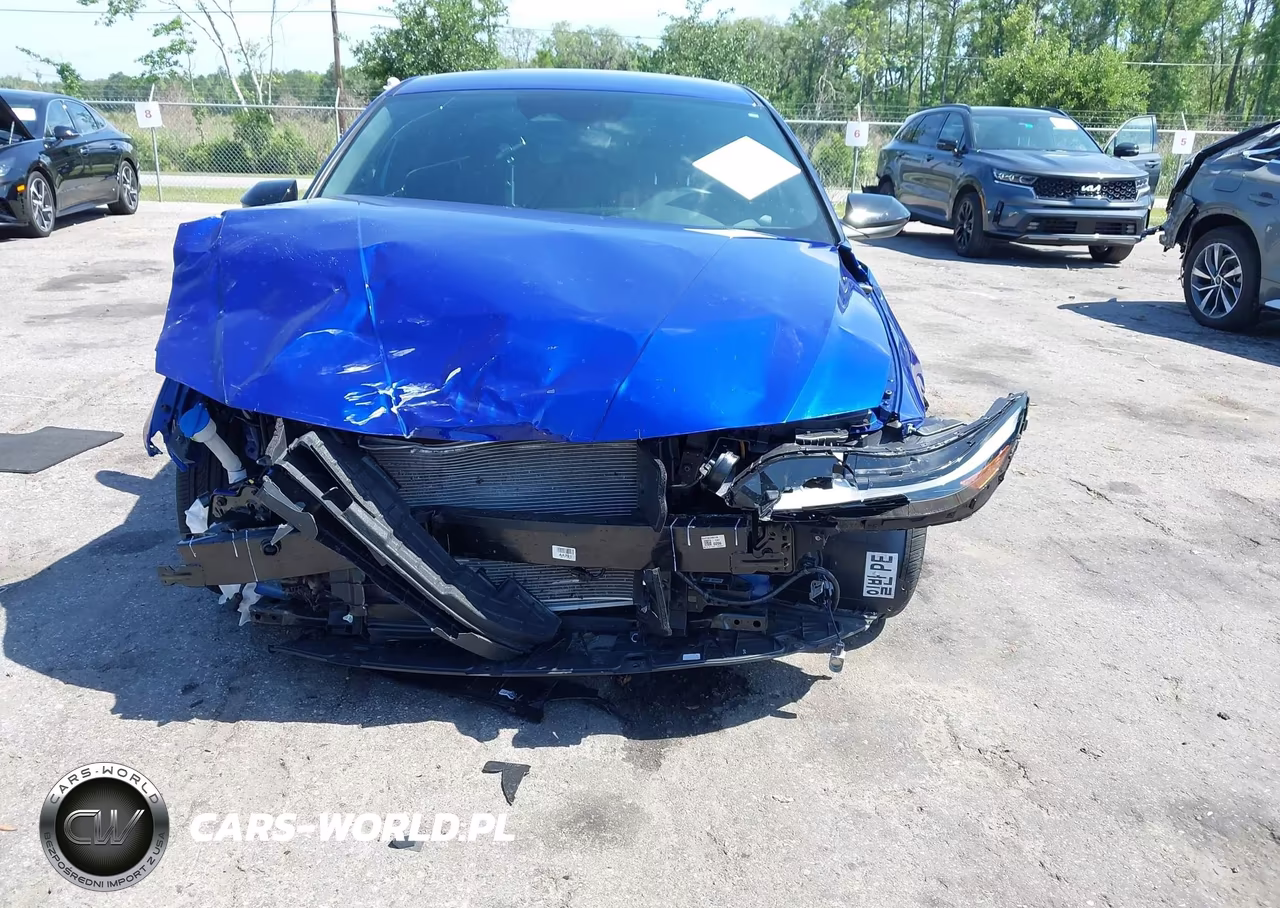 2025 Hyundai Elantra Sel Sport VIN:KMHLM4DG7SU031544 - 6
