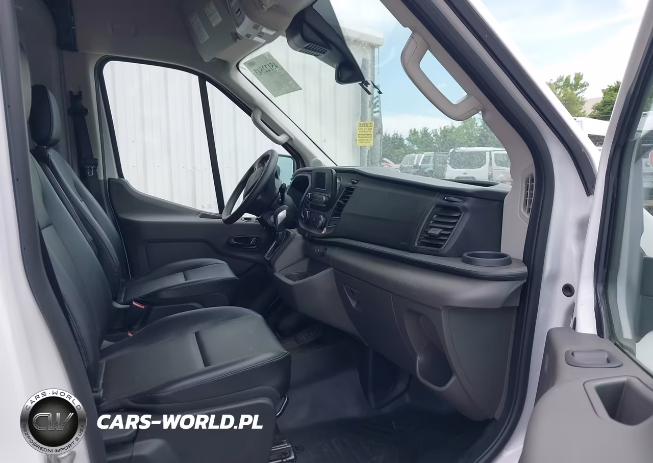 2025 Ford Transit-250 VIN:1FTBR1C89SKB19114 - 5