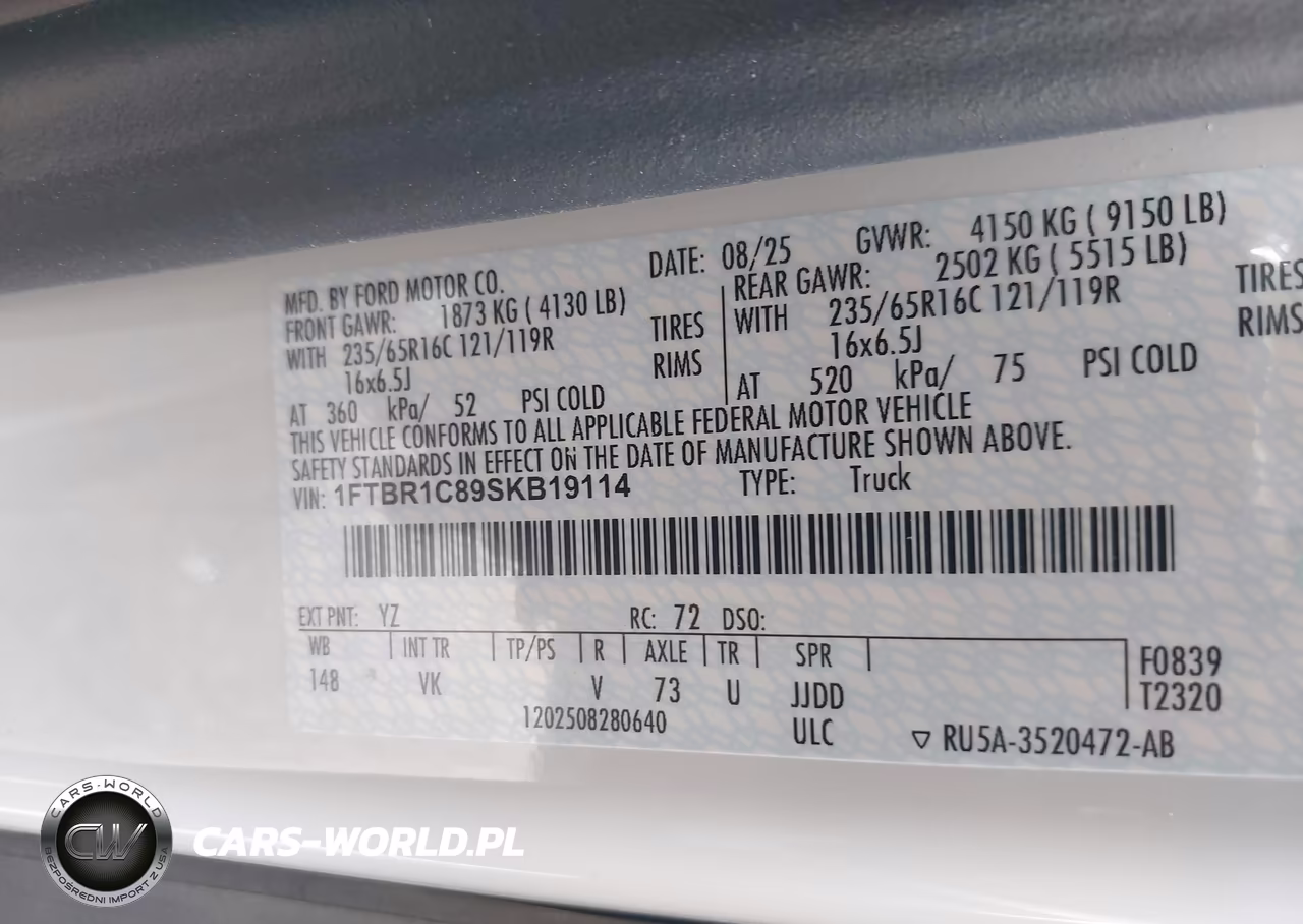2025 Ford Transit-250 VIN:1FTBR1C89SKB19114 - 9