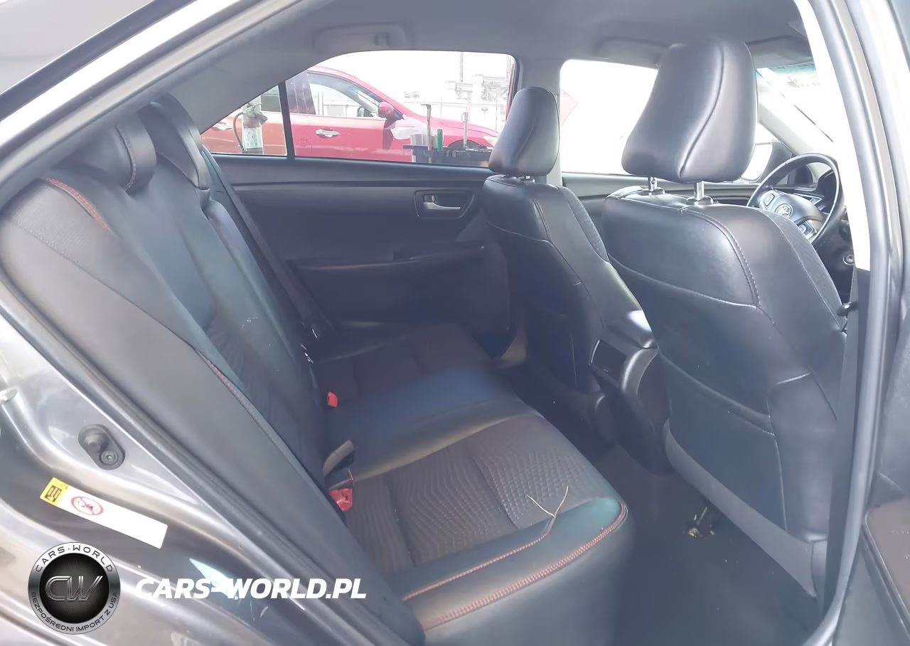 2015 Toyota Camry Se VIN:4T1BF1FK3FU983825 - 8
