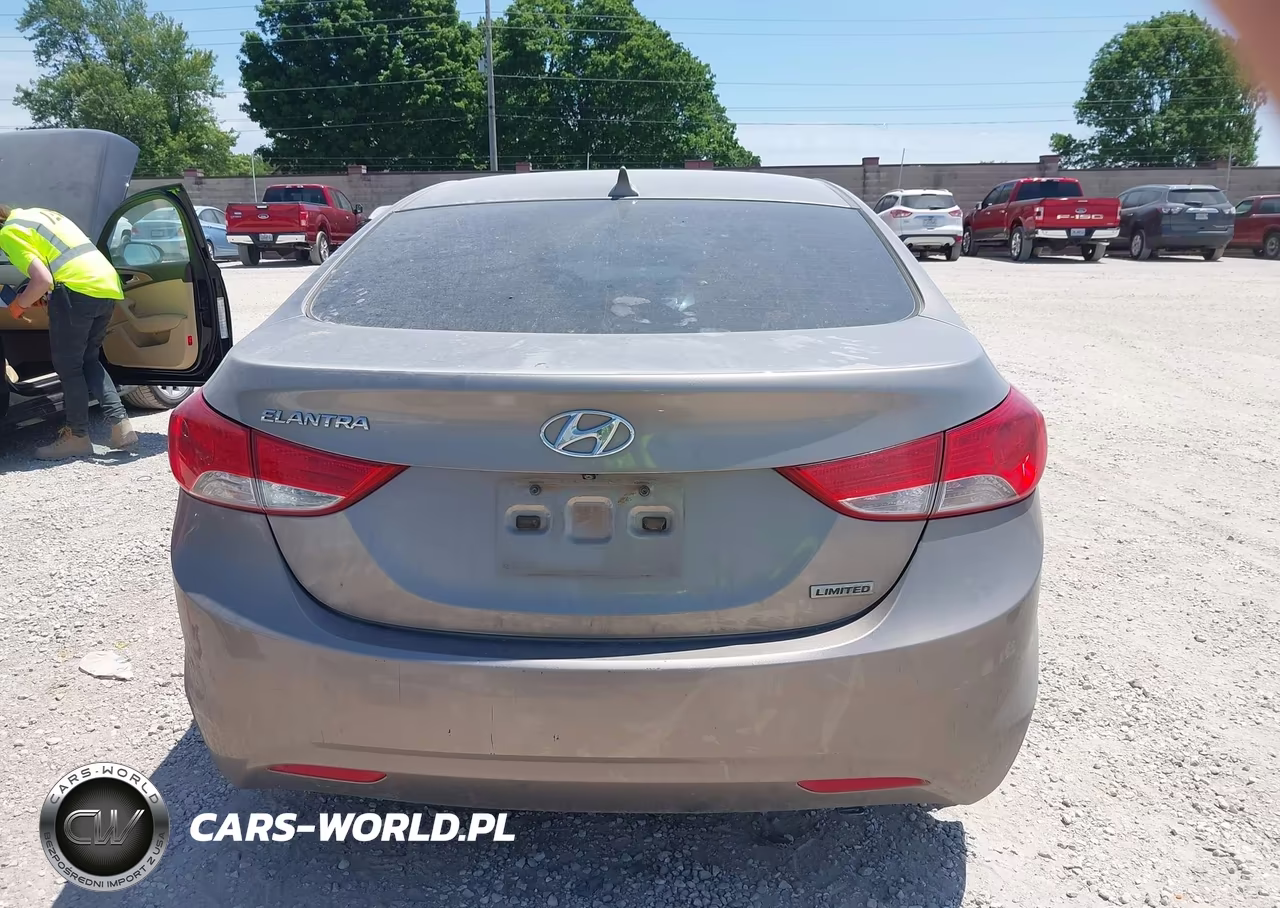 2012 Hyundai Elantra Limited VIN:5NPDH4AE8CH107431 - 17