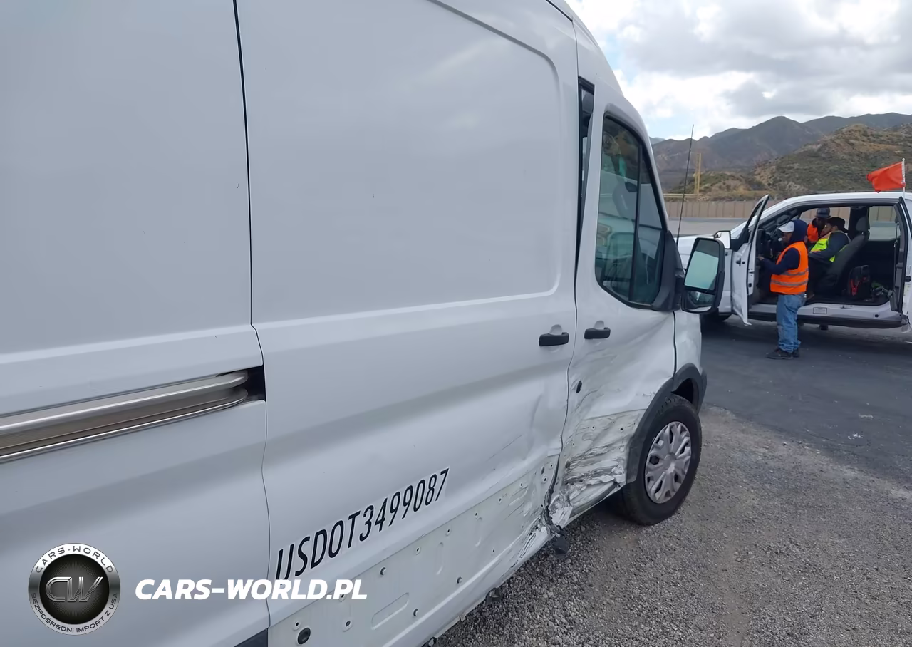 2018 Ford Transit-250 VIN:1FTYR2CG0JKB29374 - 18