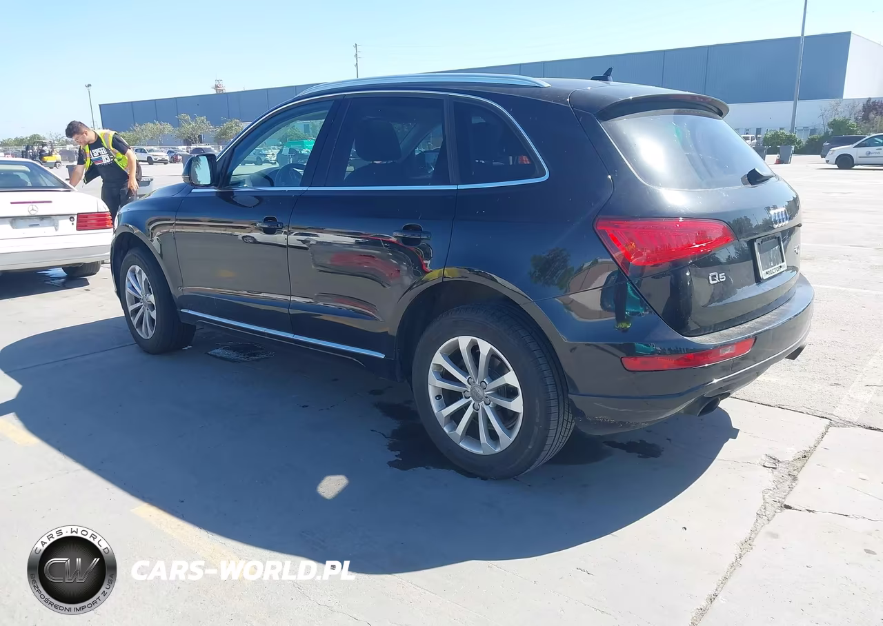 2013 Audi Q5 2.0T Premium VIN:WA1CFAFP7DA074337 - 3