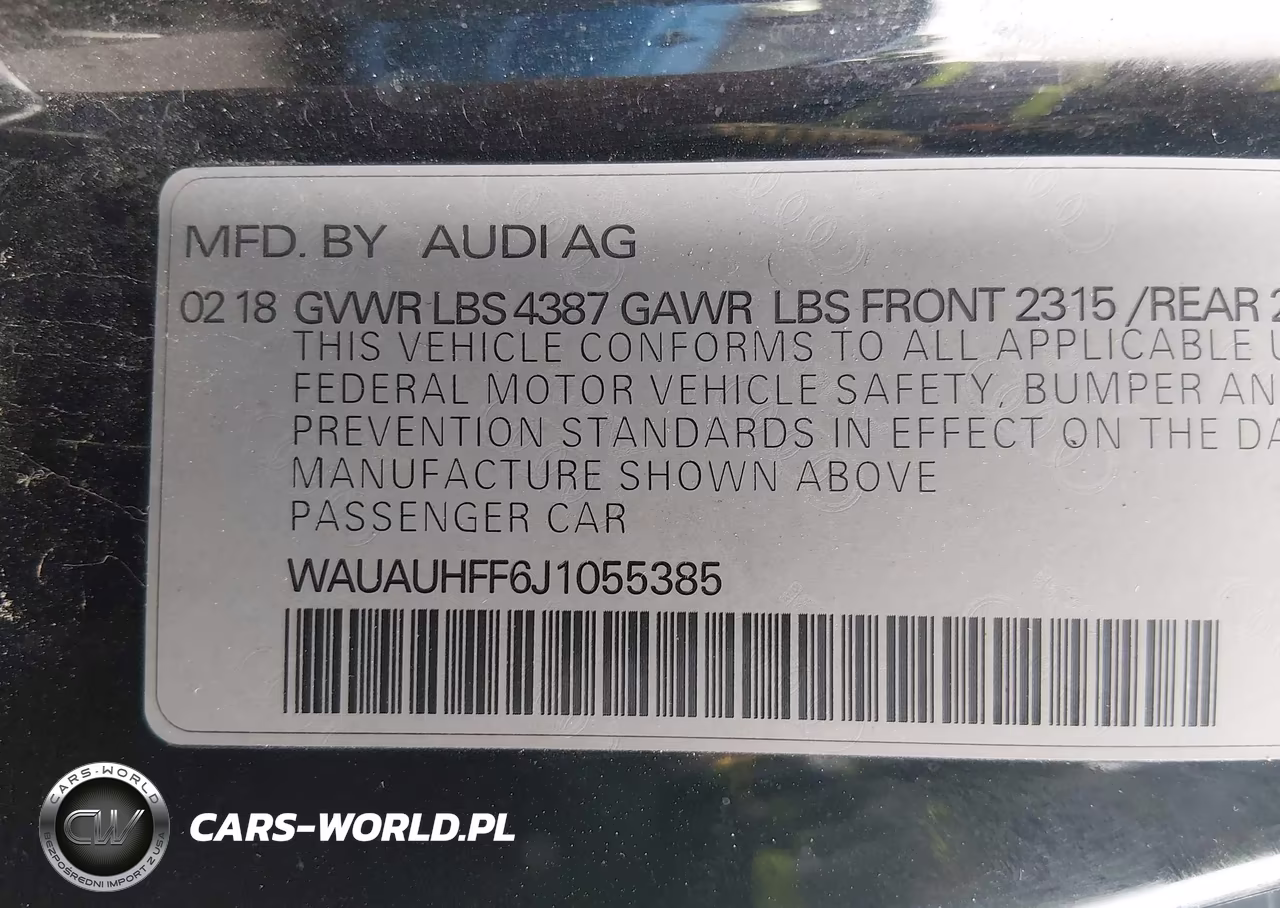 2018 Audi A3 2.0T Premium-2.0T Tech Premium VIN:WAUAUHFF6J1055385 - 9