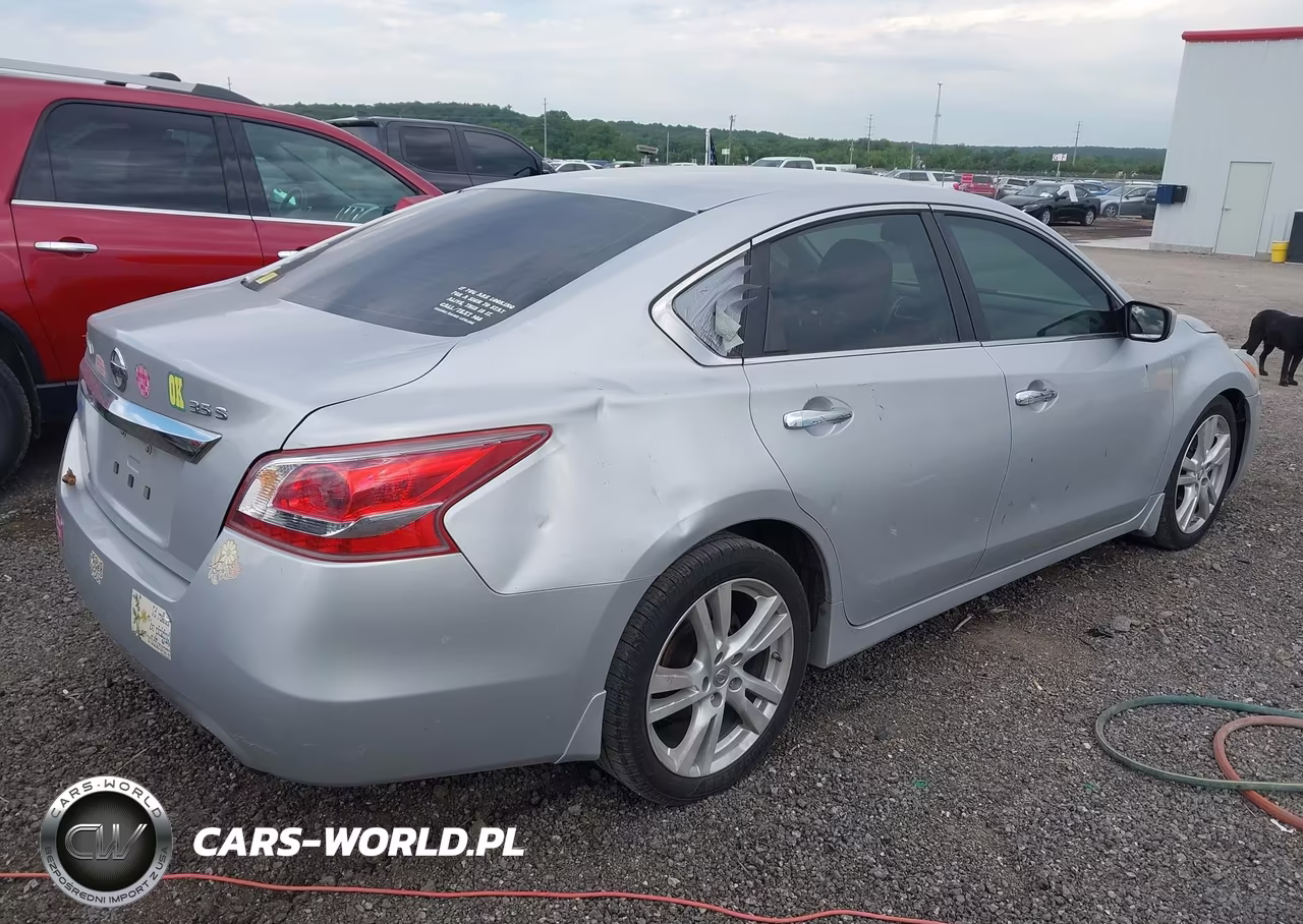 2013 Nissan Altima 3.5 S VIN:1N4BL3AP0DN498213 - 4