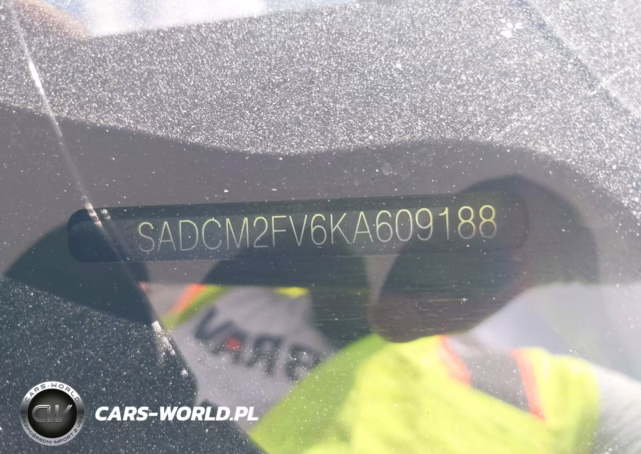 2019 Jaguar F-Pace S VIN:SADCM2FV6KA609188 - 9