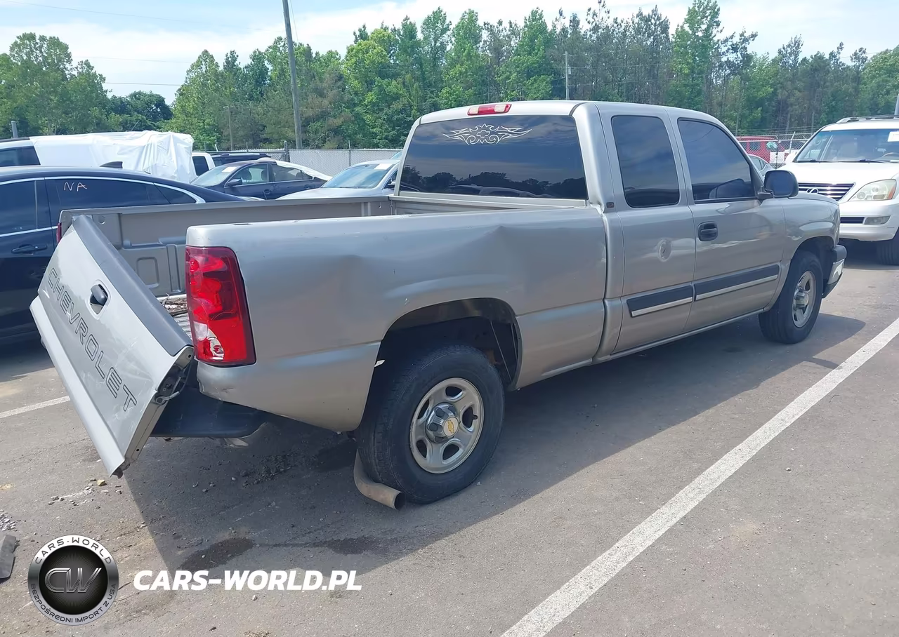 2003 Chevrolet Silverado 1500 VIN:2GCEC19XX31313424 - 4