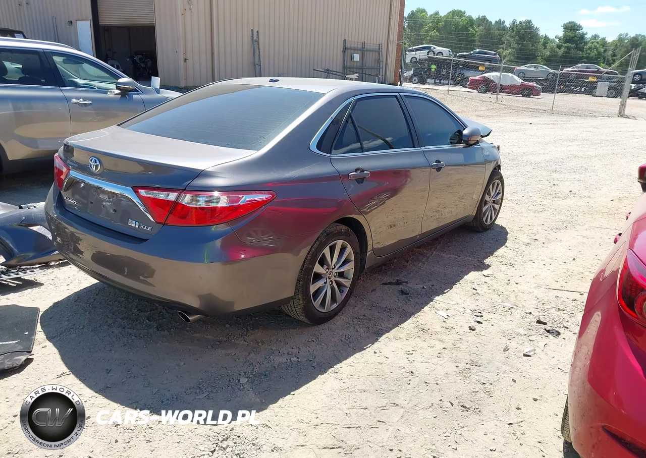 2015 Toyota Camry Hybrid Xle VIN:4T1BD1FK8FU145652 - 4