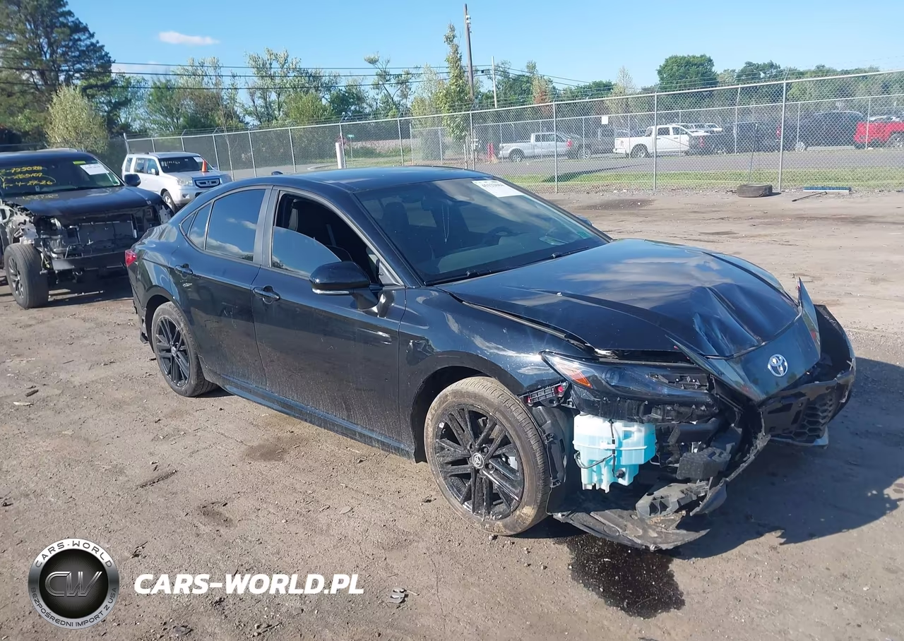 2025 Toyota Camry Se – zdjęcie 1 z 16