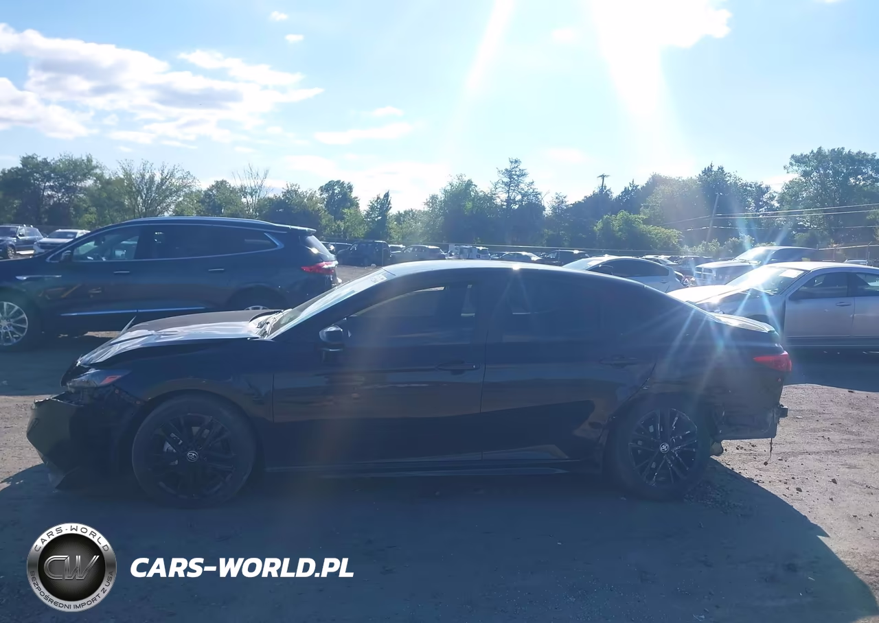 2025 Toyota Camry Se VIN:4T1DBADK1SU023887 - 14