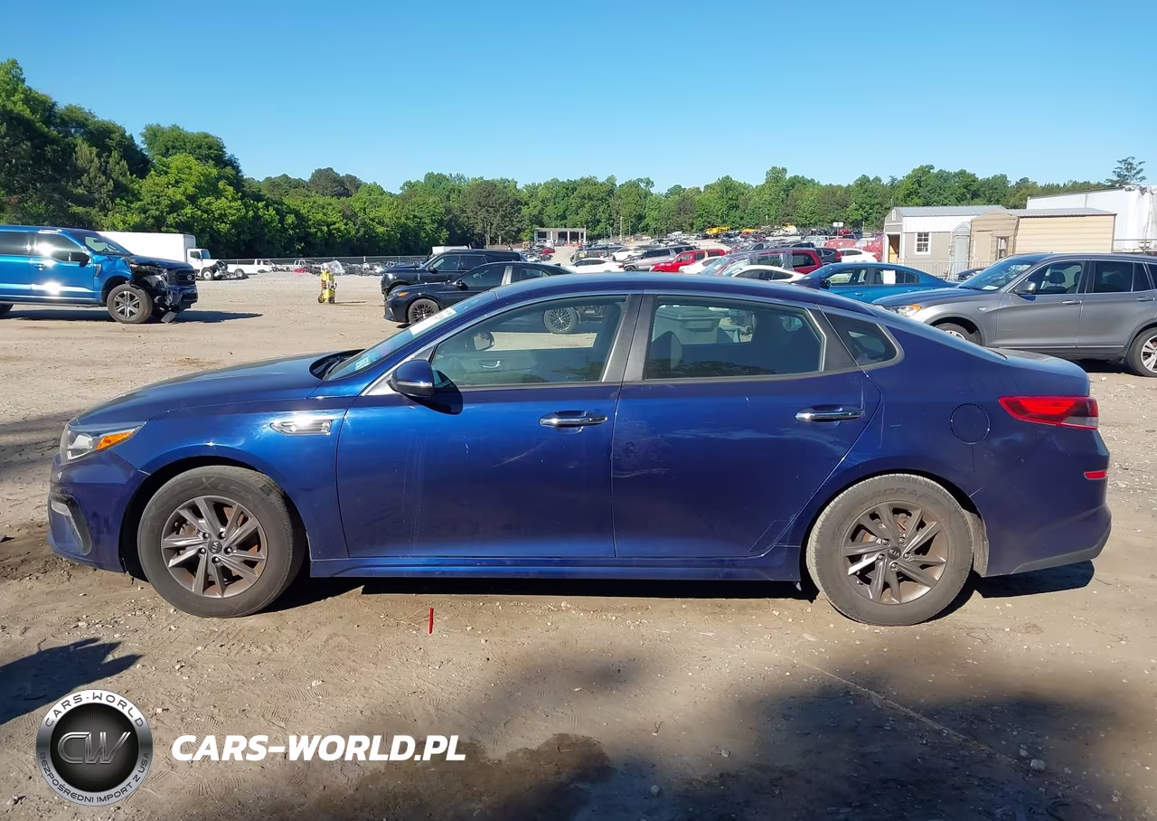 2019 Kia Optima Lx VIN:5XXGT4L35KG340636 - 14