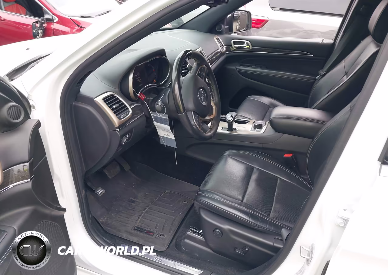 2015 Jeep Grand Cherokee Overland VIN:1C4RJFCG5FC783372 - 18