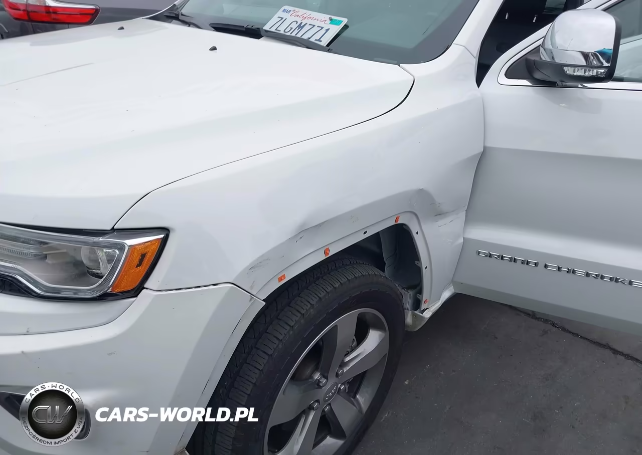 2015 Jeep Grand Cherokee Overland VIN:1C4RJFCG5FC783372 - 22