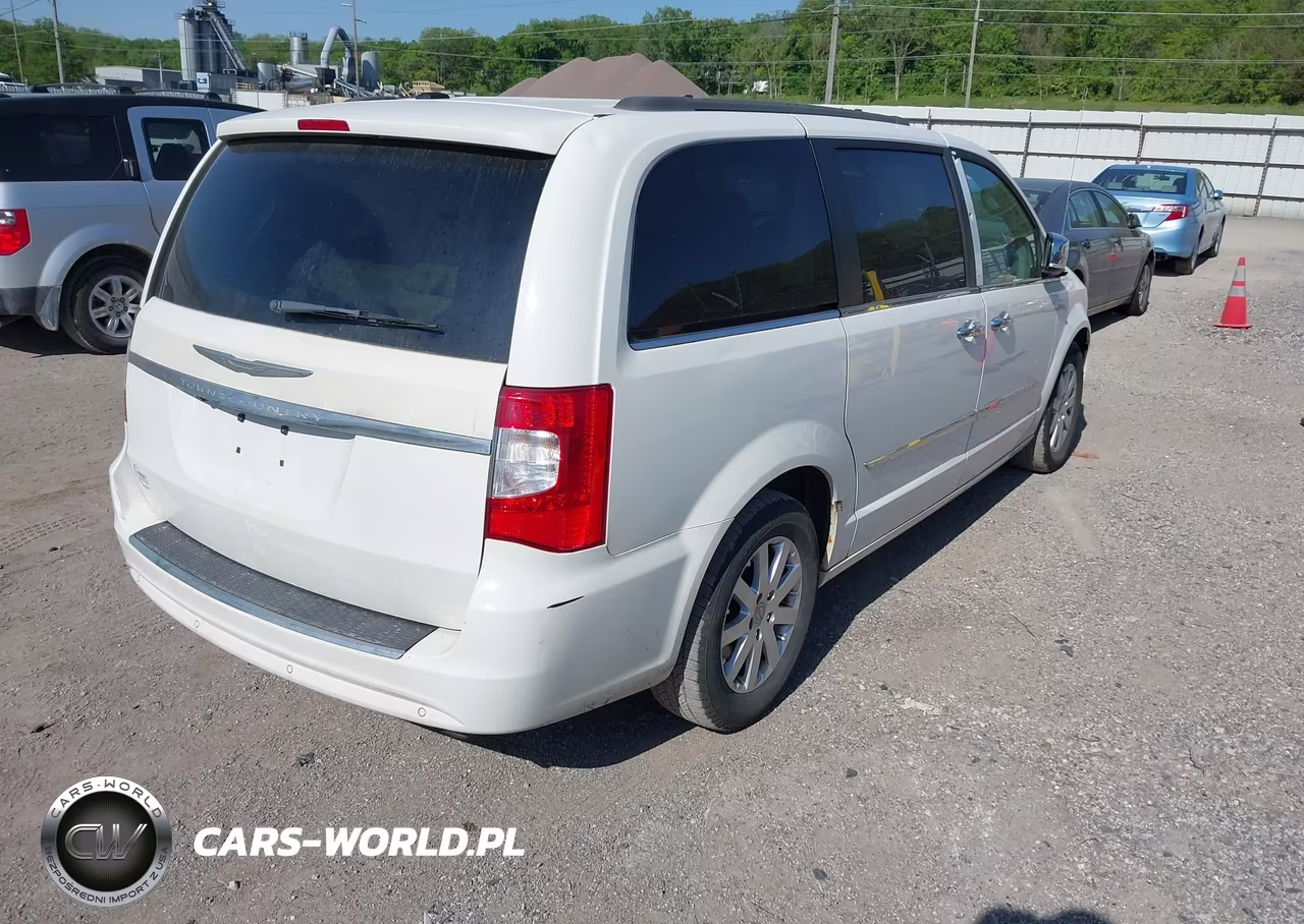 2012 Chrysler Town & Country Touring-L VIN:2C4RC1CG1CR326834 - 4