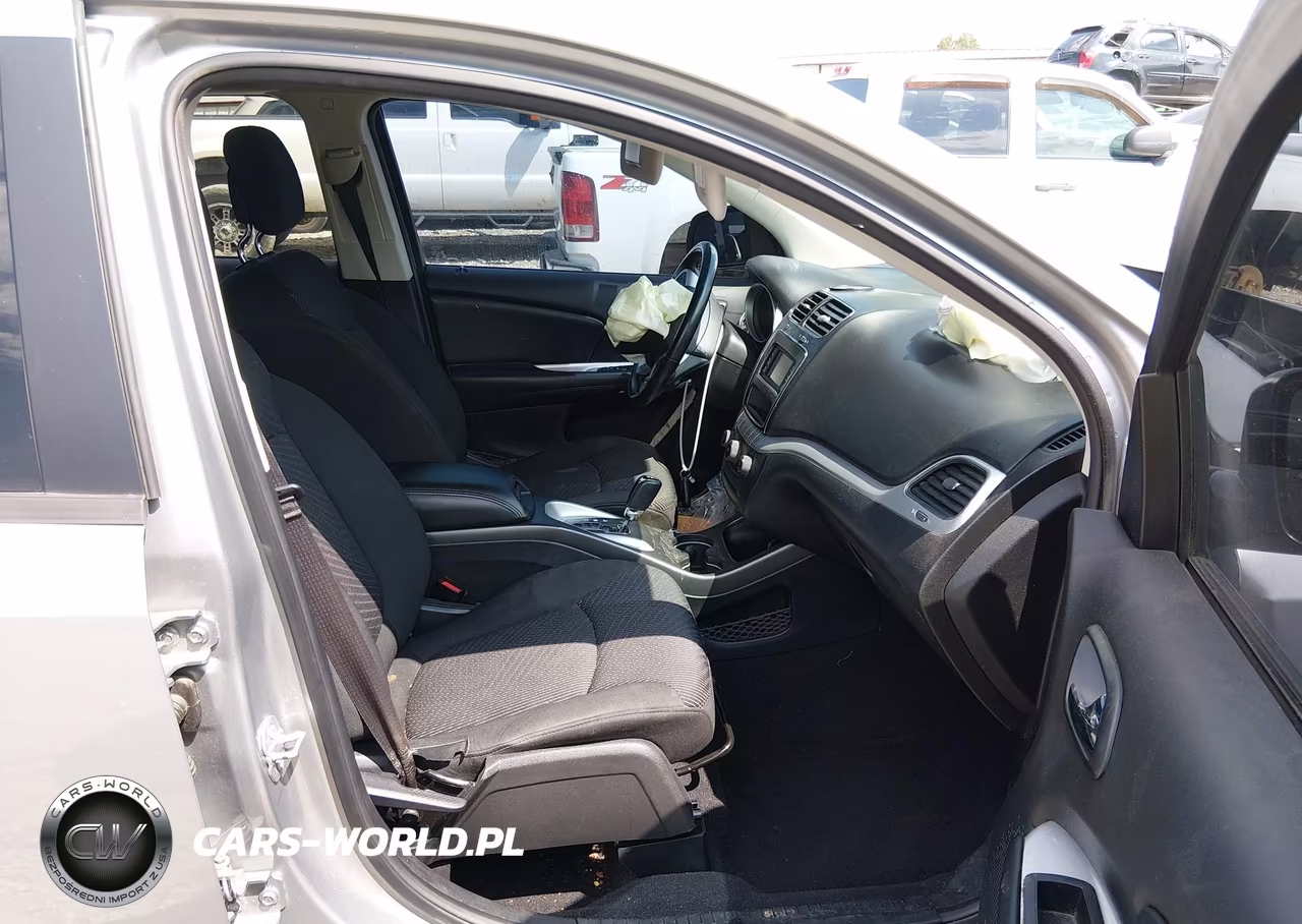 2020 Dodge Journey Se Value VIN:3C4PDCAB9LT279671 - 5