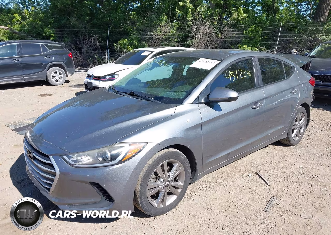 2018 Hyundai Elantra Sel VIN:KMHD84LF5JU585617 - 2
