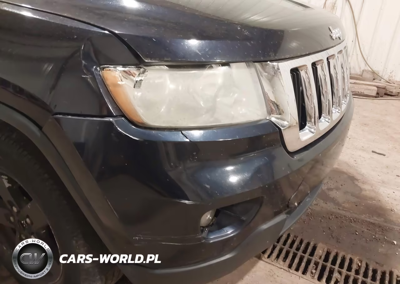 2011 Jeep Grand Cherokee Laredo VIN:1J4RR4GG9BC519308 - 17
