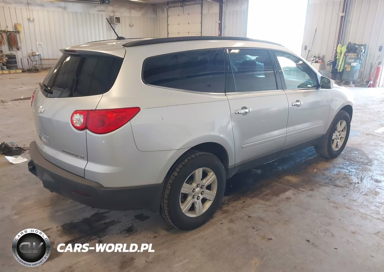 2011 Chevrolet Traverse 1Lt VIN:1GNKRGED2BJ227245 - 4