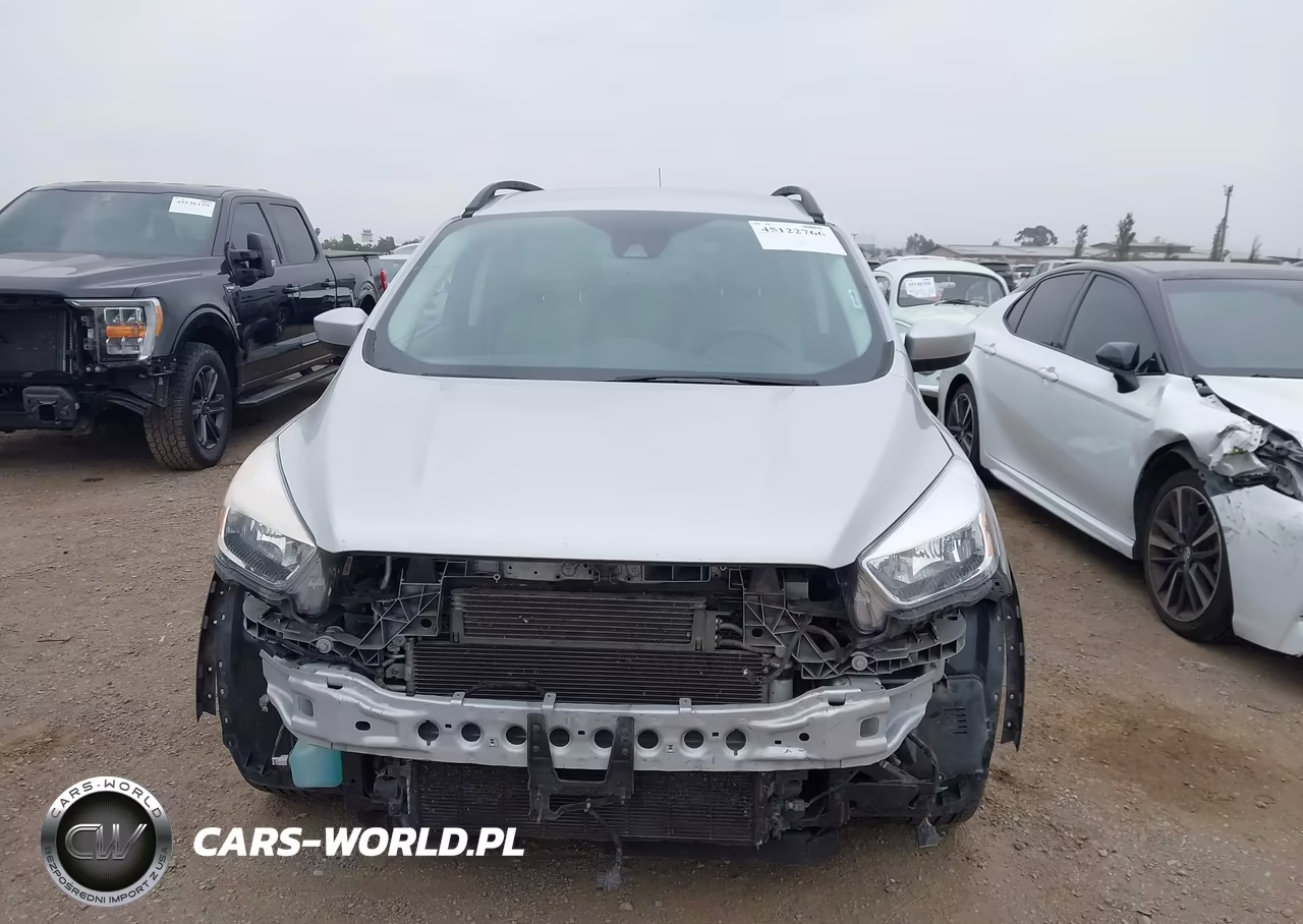 2018 Ford Escape Se VIN:1FMCU0GD9JUC90920 - 13