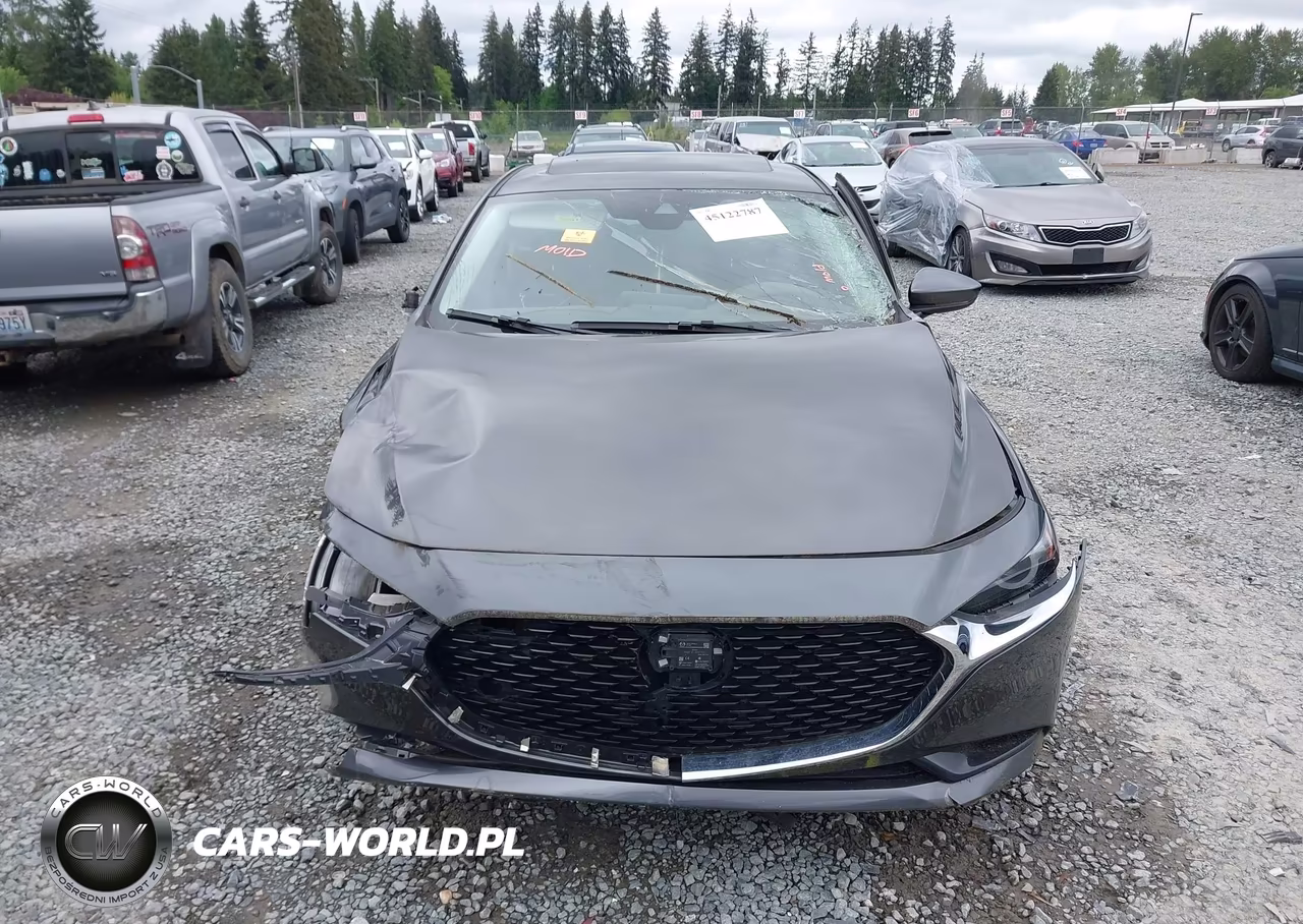 2020 Mazda Mazda3 Premium Package VIN:3MZBPBEM1LM118245 - 11