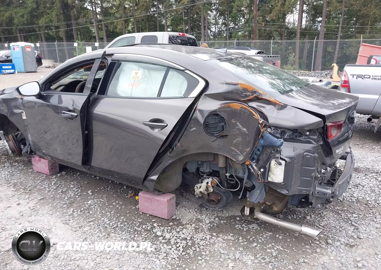 2020 Mazda Mazda3 Premium Package VIN:3MZBPBEM1LM118245 - 6
