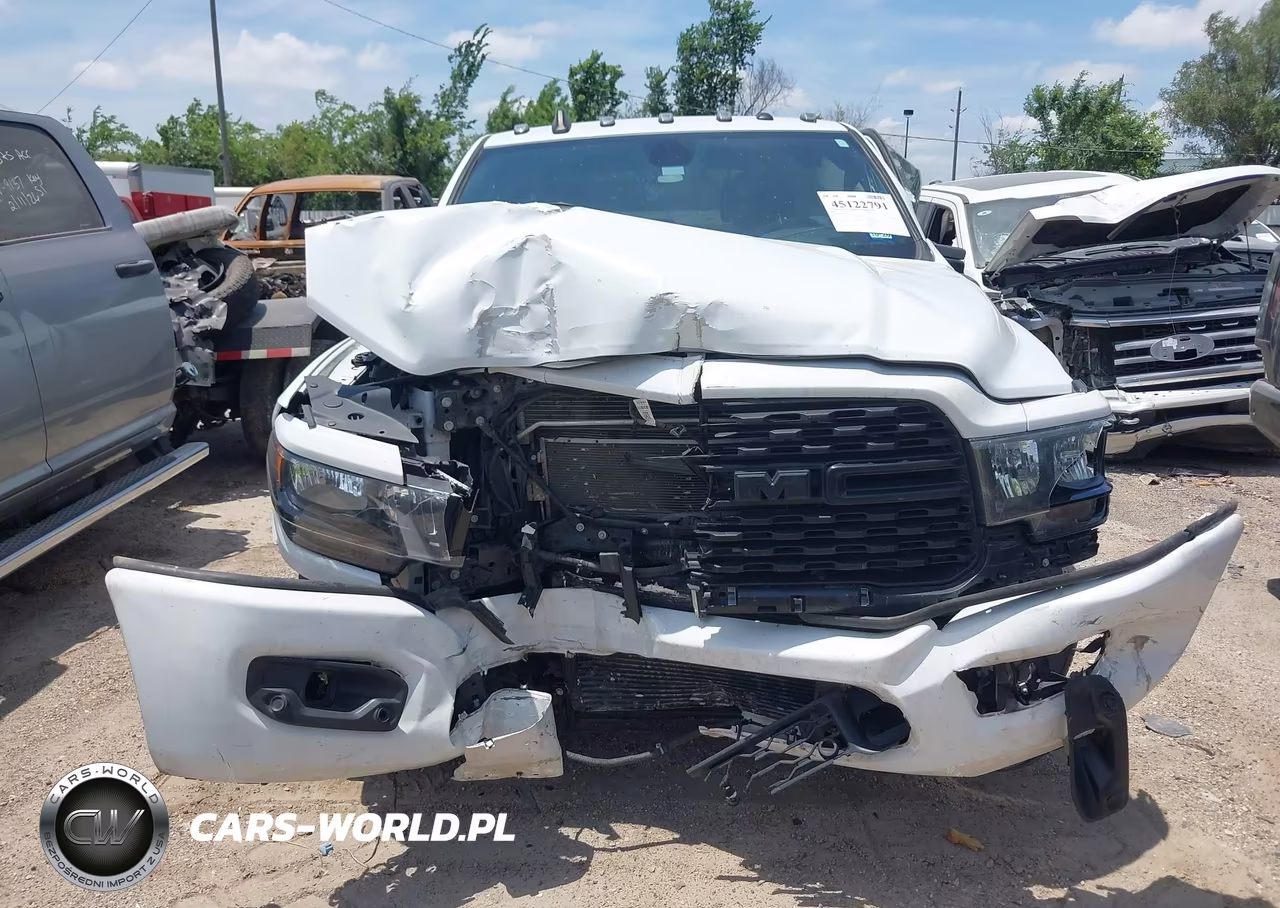 2024 Ram 3500 VIN:3C63RRHLXRG231722 - 12