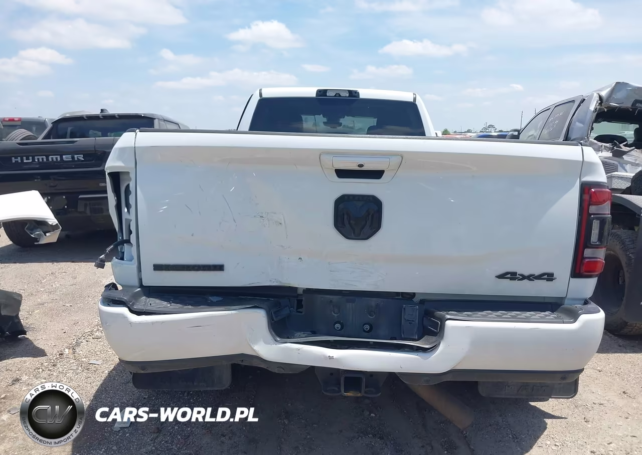 2024 Ram 3500 VIN:3C63RRHLXRG231722 - 15
