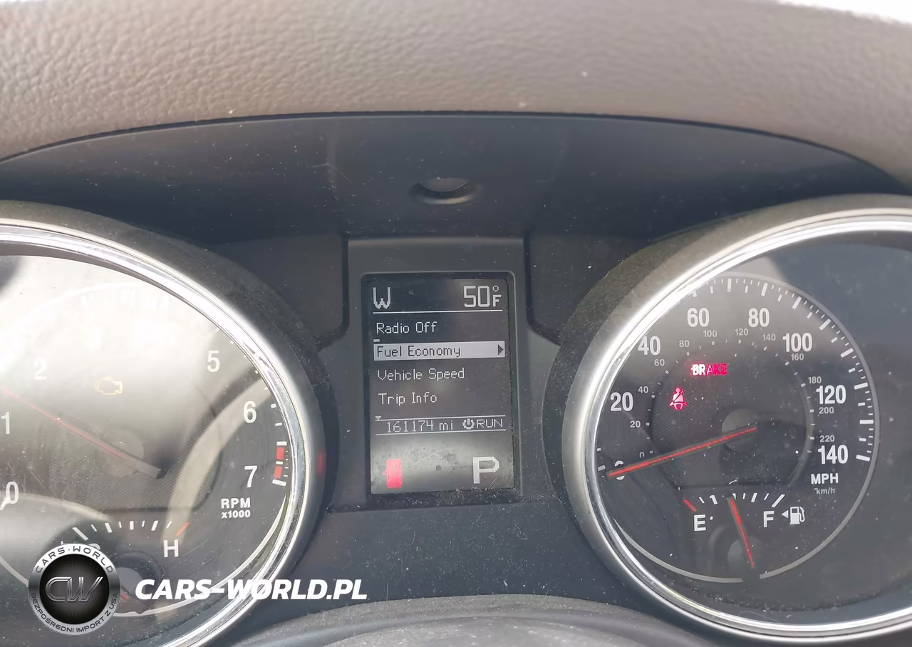 2011 Jeep Grand Cherokee Laredo VIN:1J4RR4GG7BC652066 - 7