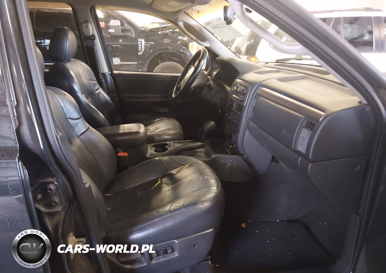 2002 Jeep Grand Cherokee Laredo VIN:1J4GW48S12C319901 - 5