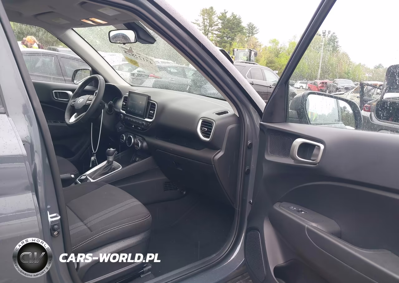 2026 Hyundai Venue Sel VIN:KMHRC8A32TU419174 - 5