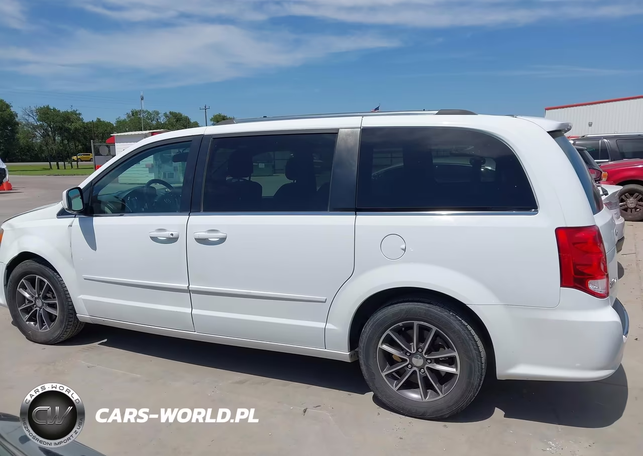 2017 Dodge Grand Caravan Sxt VIN:2C4RDGCG3HR773995 - 15