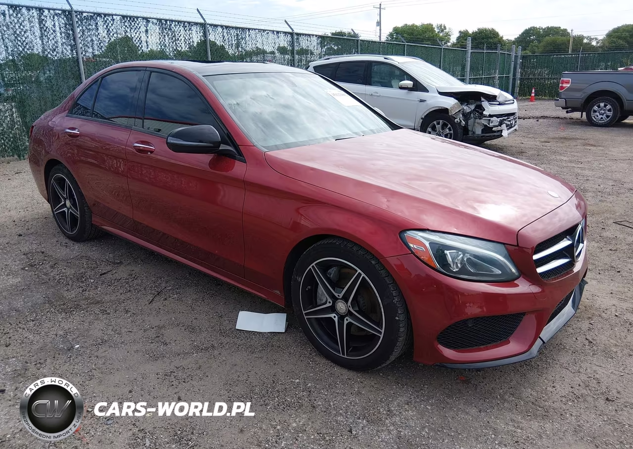 2017 Mercedes-Benz C 300 Sport 4Matic – zdjęcie 1 z 16