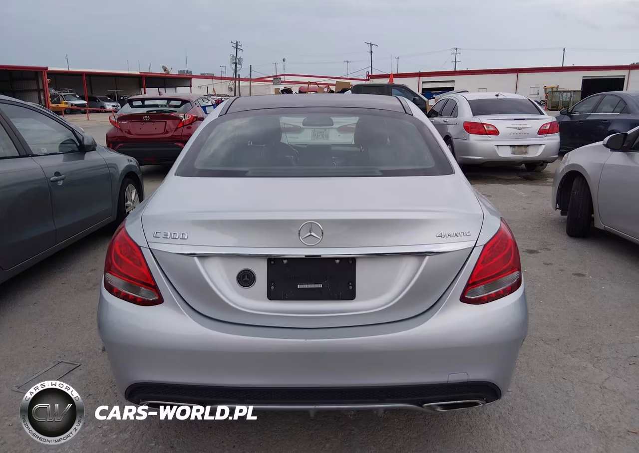 2016 Mercedes-Benz C 300 Sport 4Matic VIN:55SWF4KB4GU119923 - 16