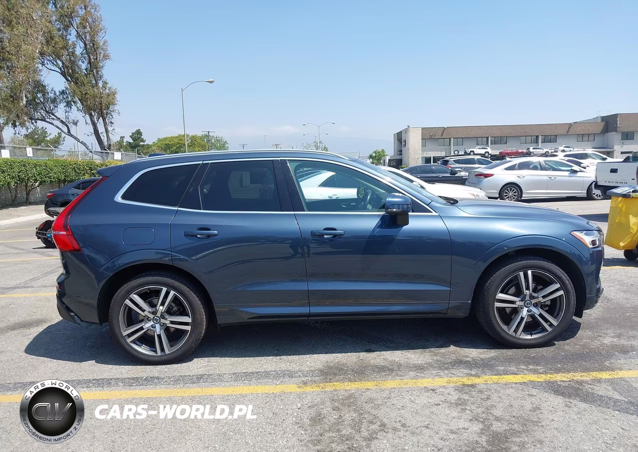 2020 Volvo Xc60 T5 Momentum VIN:YV4102RK2L1564880 - 13