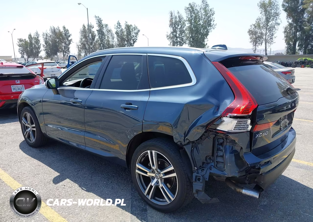 2020 Volvo Xc60 T5 Momentum VIN:YV4102RK2L1564880 - 3