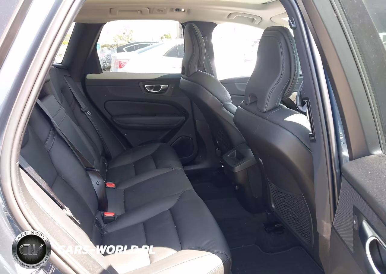 2020 Volvo Xc60 T5 Momentum VIN:YV4102RK2L1564880 - 8