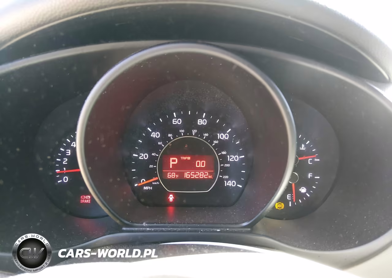 2016 Kia Soul + VIN:KNDJP3A5XG7367856 - 7