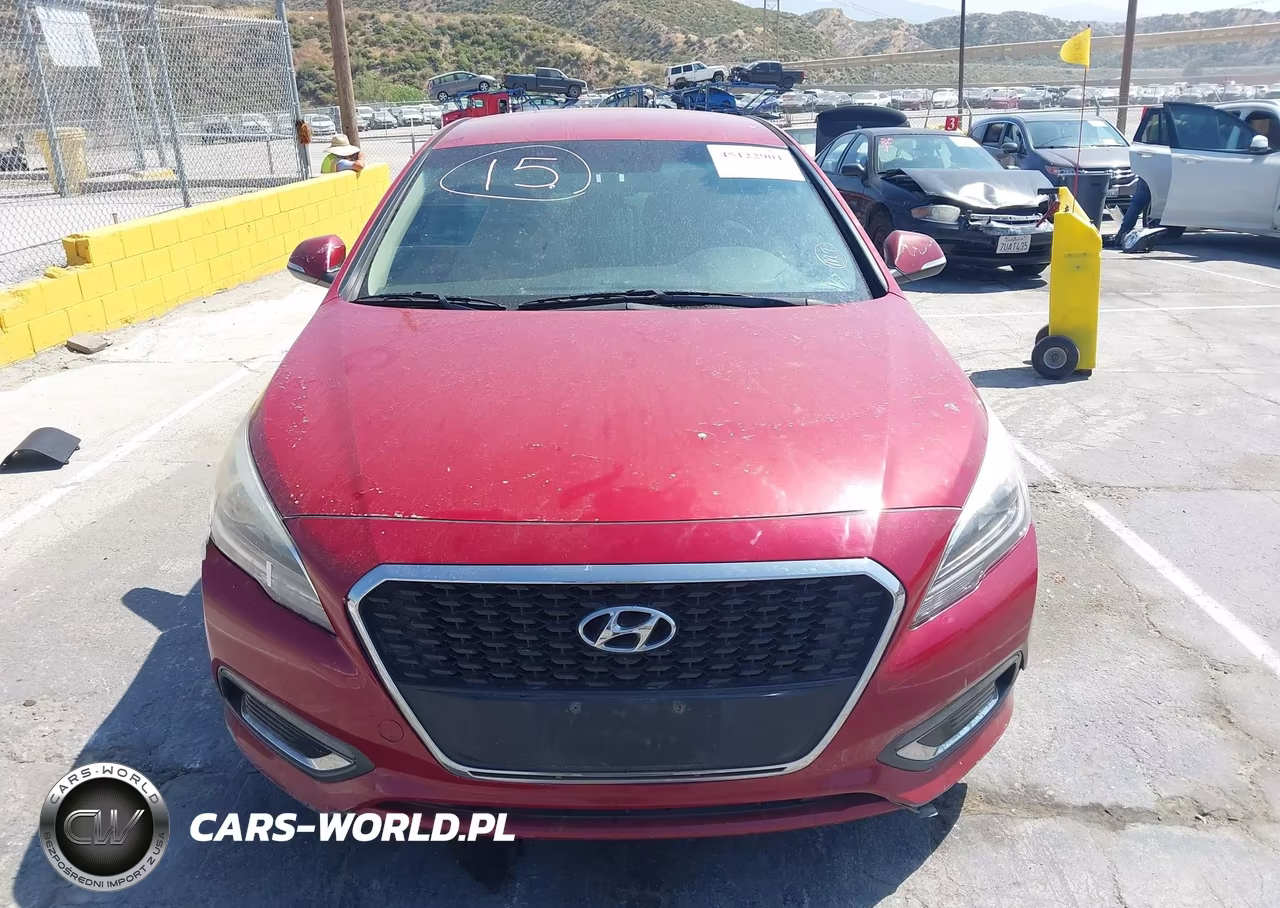 2016 Hyundai Sonata Hybrid Se VIN:KMHE24L17GA011685 - 12