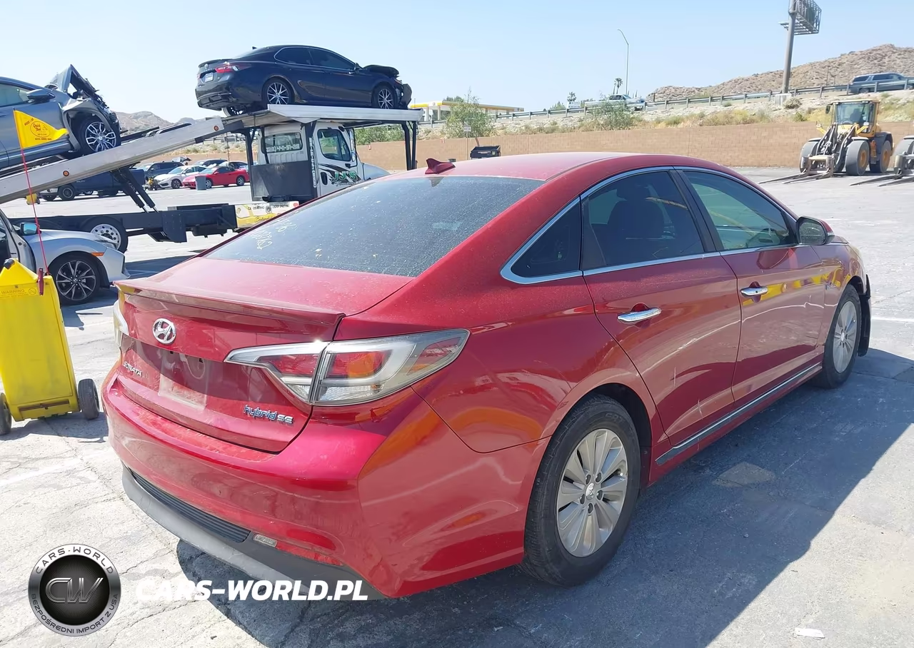 2016 Hyundai Sonata Hybrid Se VIN:KMHE24L17GA011685 - 4