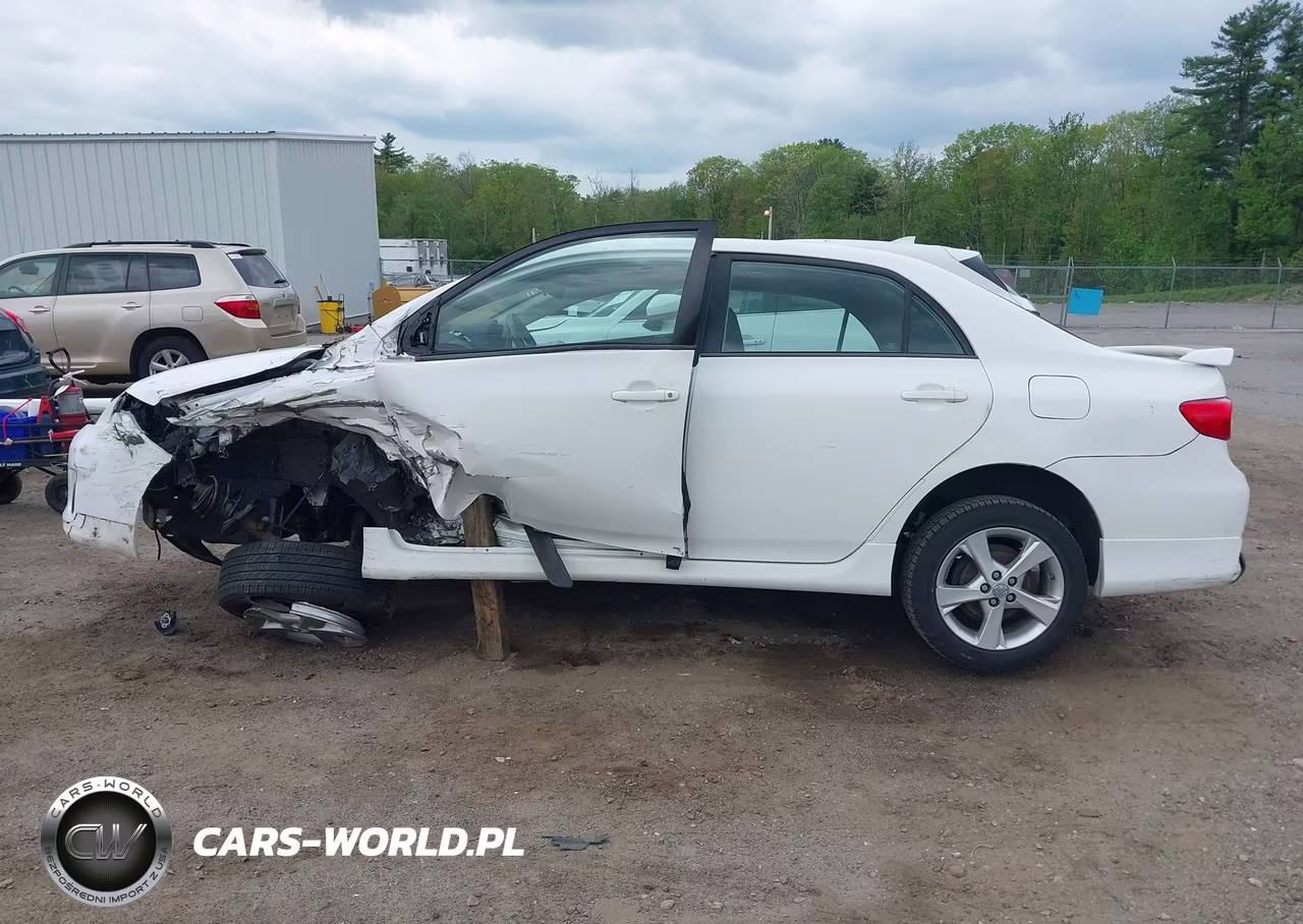 2012 Toyota Corolla S VIN:2T1BU4EE2CC811690 - 15