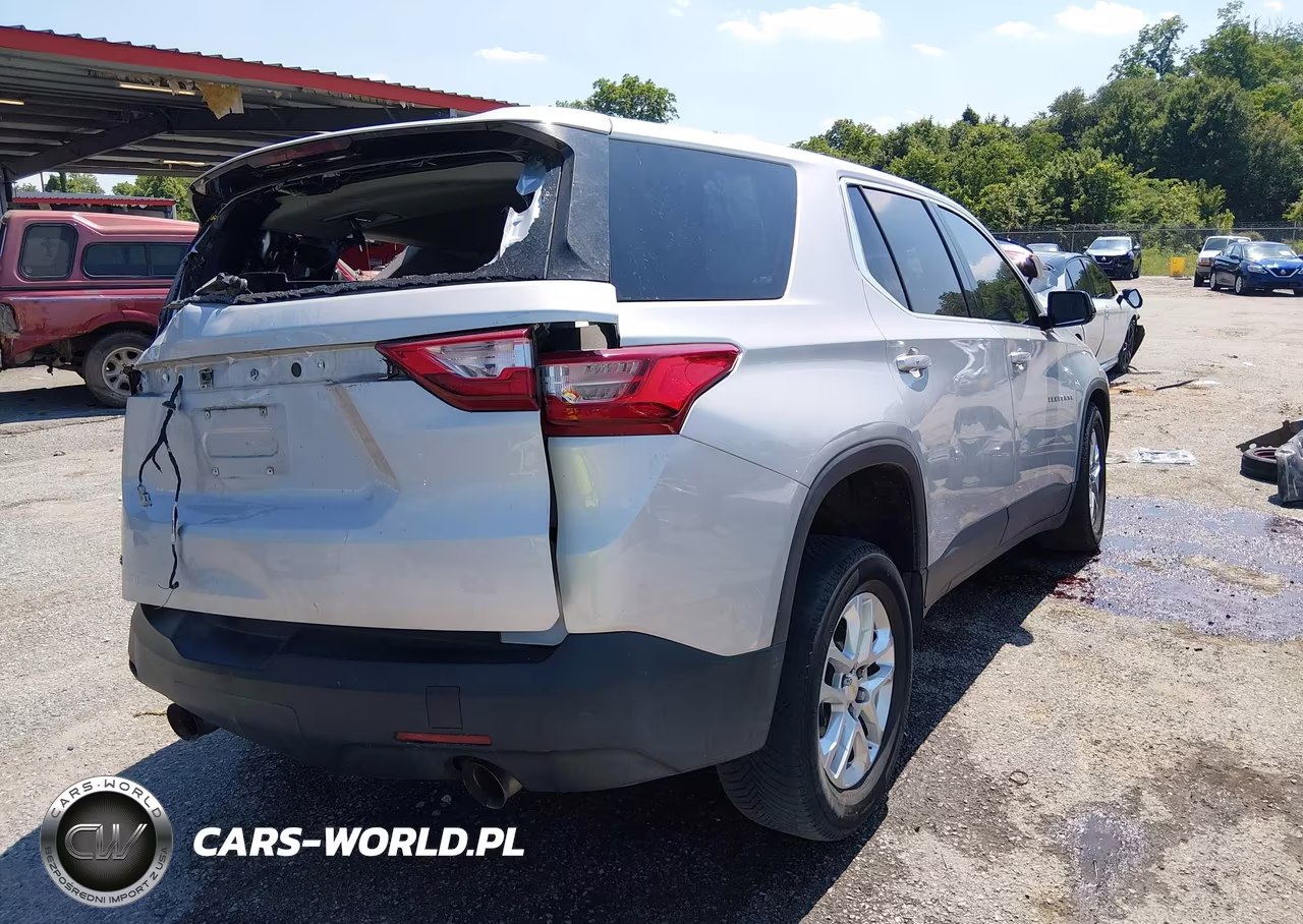2019 Chevrolet Traverse Ls VIN:1GNERFKW4KJ296399 - 4