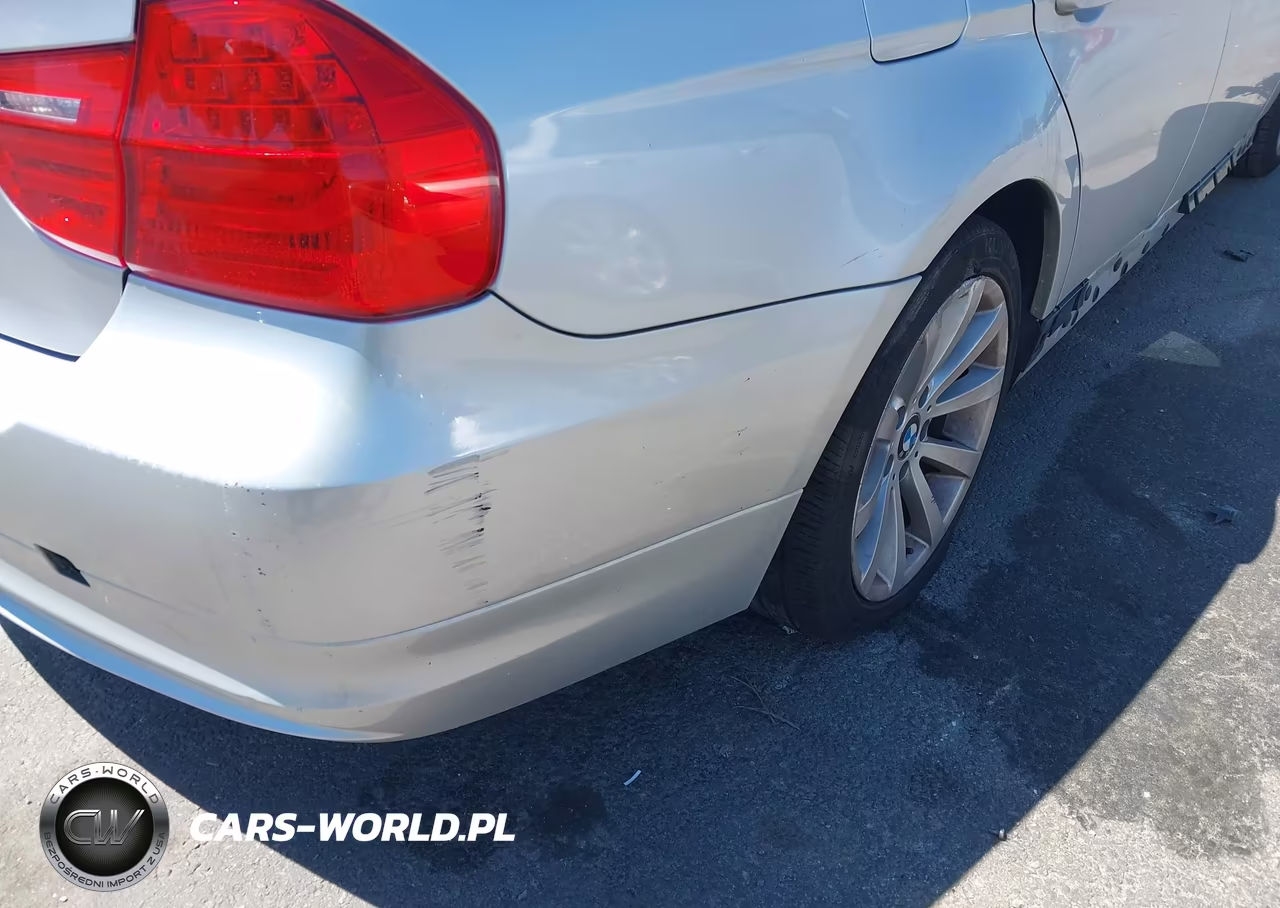 2011 BMW 328I VIN:WBAPH7C50BA802422 - 13