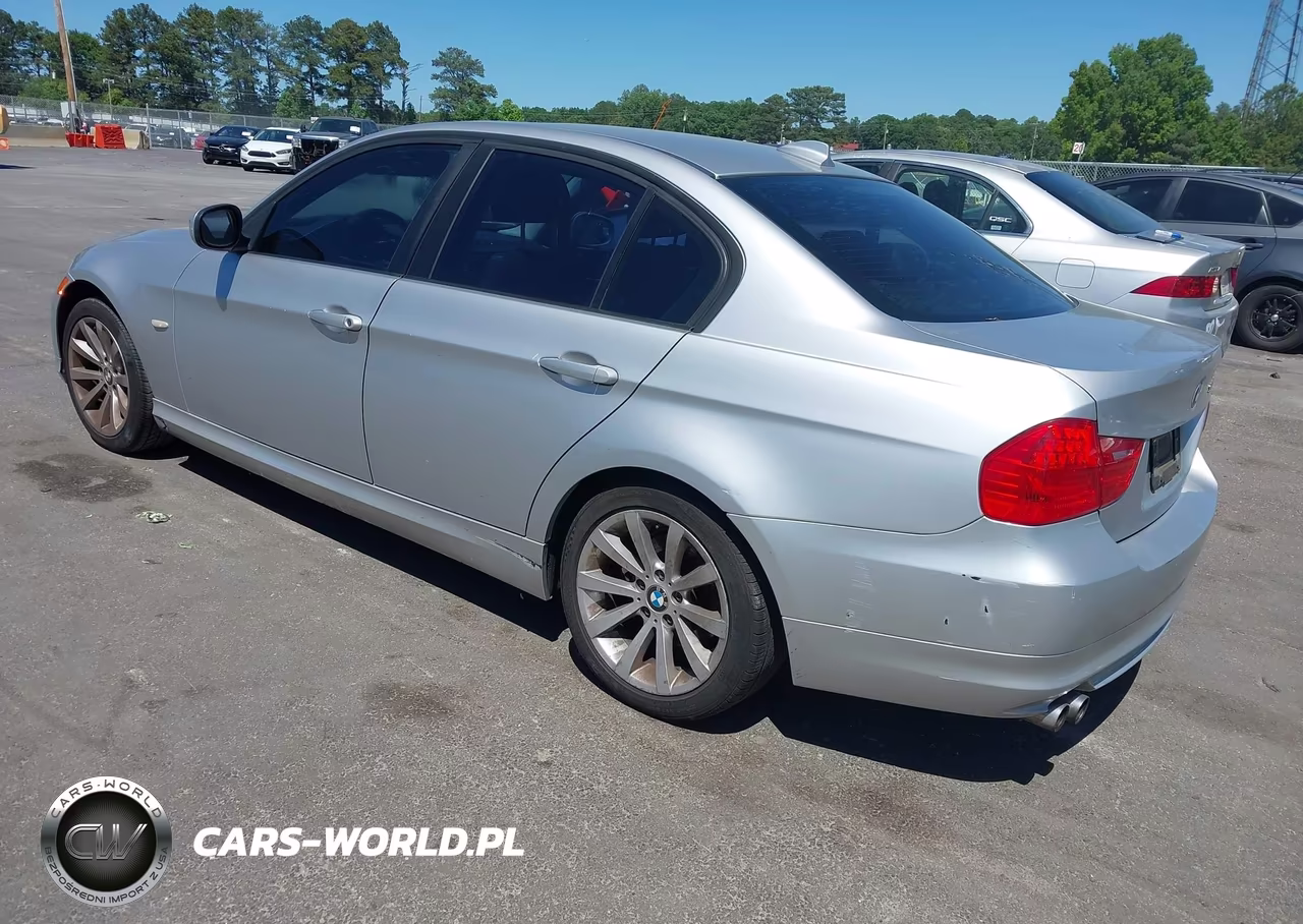 2011 BMW 328I VIN:WBAPH7C50BA802422 - 3