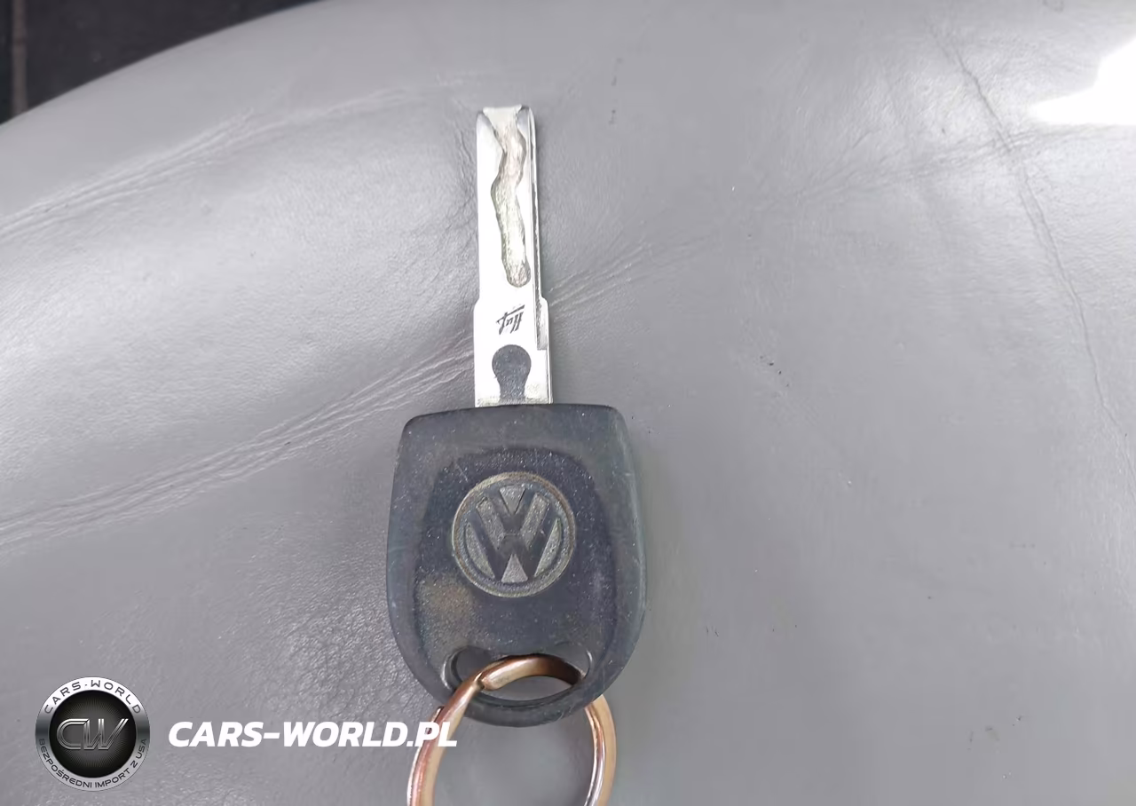 2000 Volkswagen Jetta Gls Tdi VIN:3VWSF29M5YM048043 - 11