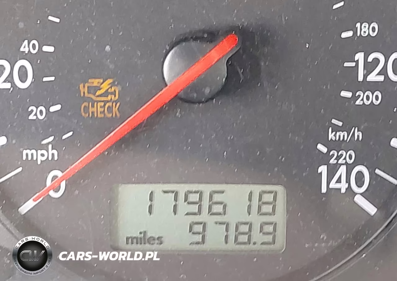 2000 Volkswagen Jetta Gls Tdi VIN:3VWSF29M5YM048043 - 13