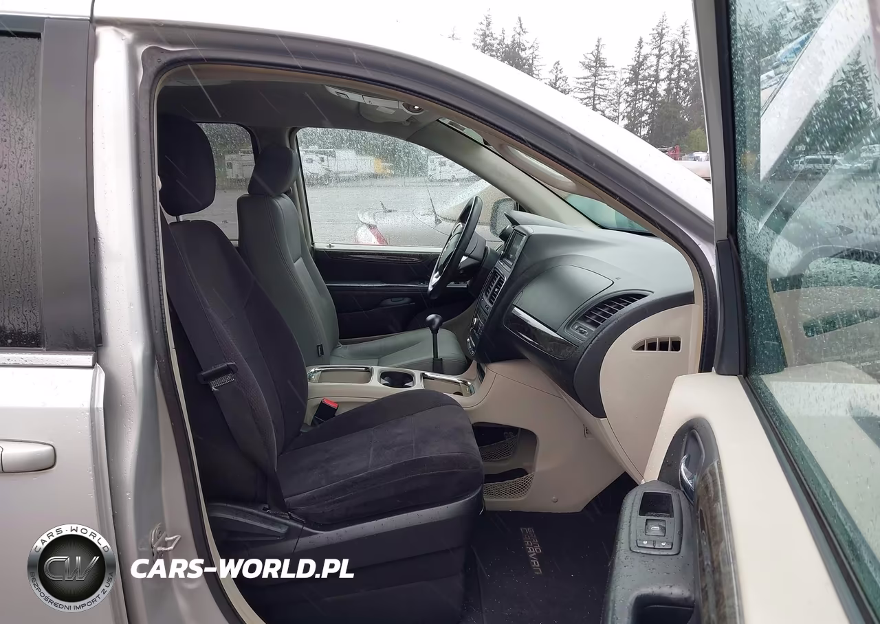 2011 Dodge Grand Caravan Crew VIN:2D4RN5DG5BR650001 - 5