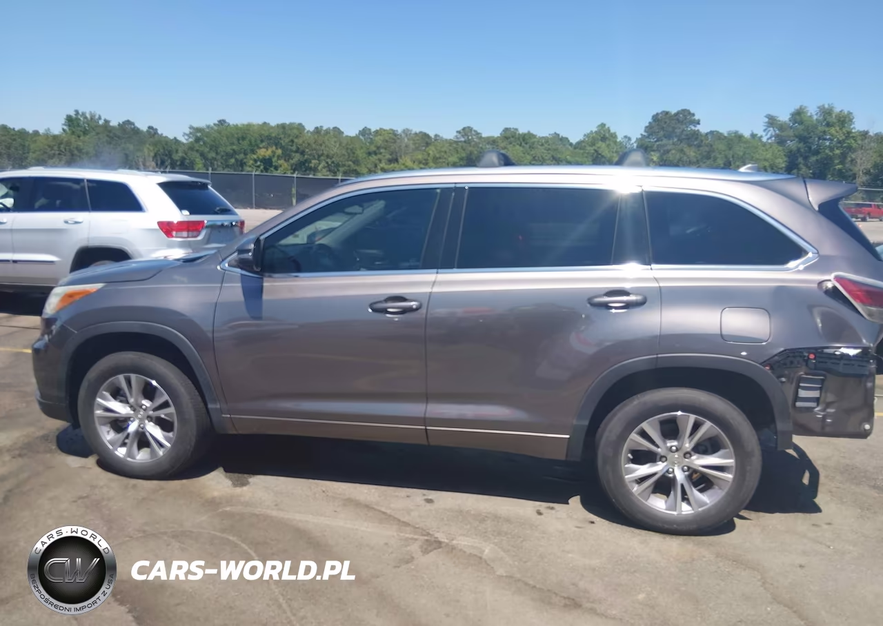 2015 Toyota Highlander Xle V6 VIN:5TDKKRFH8FS048470 - 15