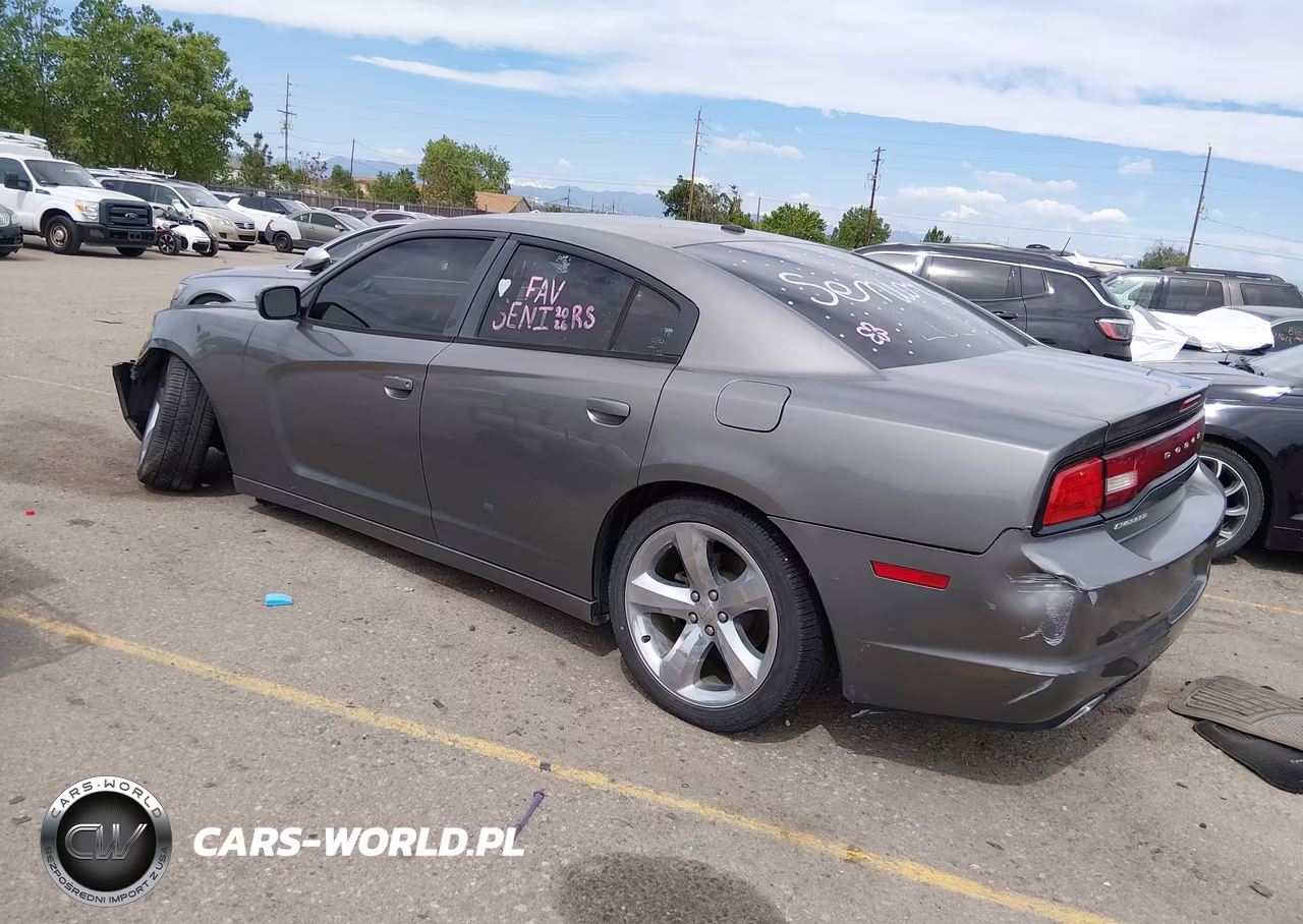 2011 Dodge Charger VIN:2B3CL3CG5BH527630 - 3